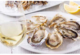 QUEL VIN CHOISIR POUR ACCOMPAGNER LES HUÎTRES ?