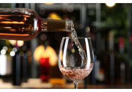 LES 6 MEILLEURS ROSÉS À BOIRE CE PRINTEMPS !