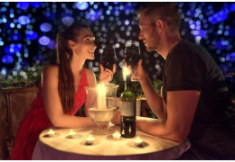 WHAT WINE TO DRINK FOR A ROMANTIC DINNER?