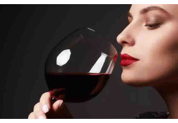 COMMENT SAVOIR SI UN VIN EST TANNIQUE ?