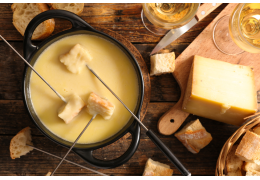 QUEL VIN BOIRE AVEC UNE FONDUE SAVOYARDE?