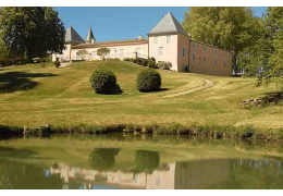 CHÂTEAU LES DAMES DE LA RENARDIÈRE: RAFFINEMENT ET ÉLÉGANCE EN ENTRE-DEUX-MERS