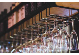 COMMENT BIEN CHOISIR SON VERRE À VIN ?